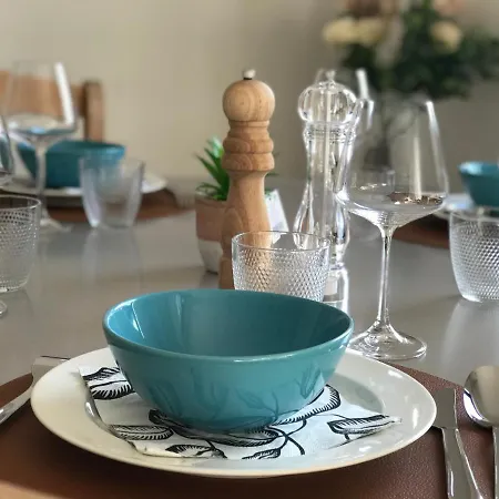 Bruyeres アパート